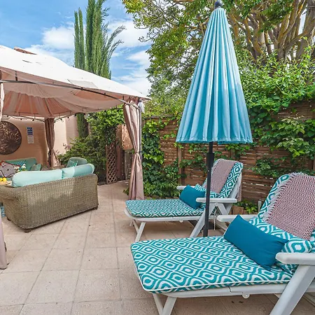 Boutique 2 Bedroom Garden Bed & Breakfast Pinoso