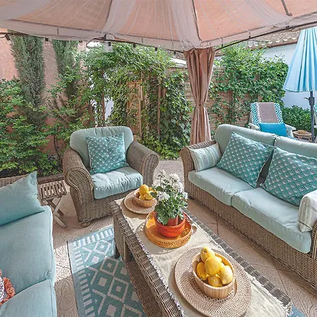Boutique 2 Bedroom Garden Bed & Breakfast Pinoso